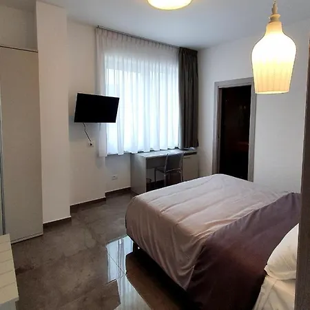 Guest house Werooms